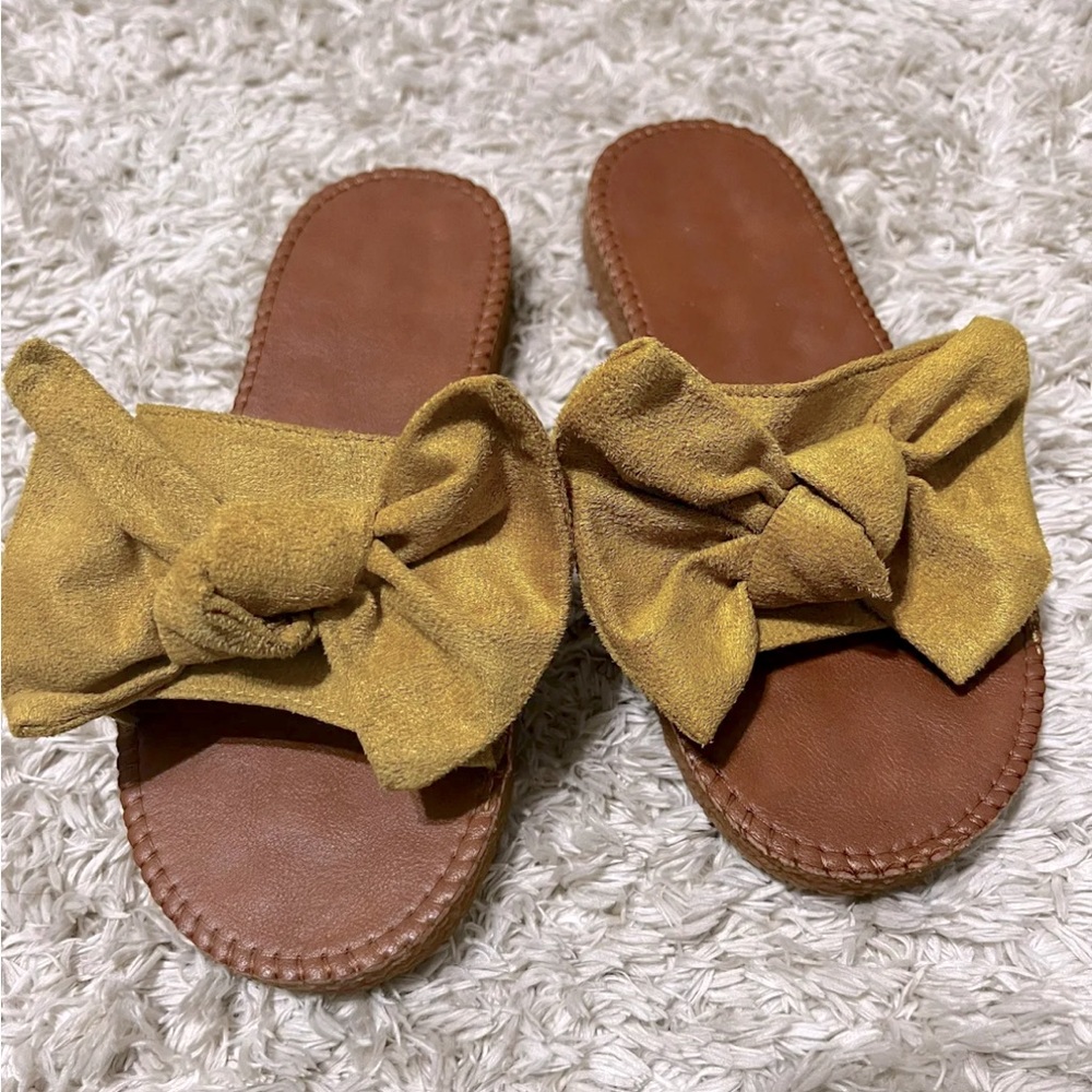 SHEIN Slide Sandals